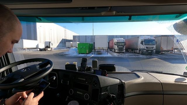 Полный рабочий день. Видео для начинающих. Простой Дальнобой