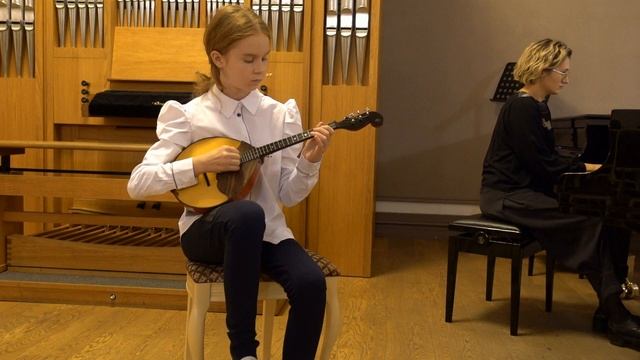 Виктория Афромеева (11 лет) Г. Мари. "Ария в старинном стиле" смотреть онлайн