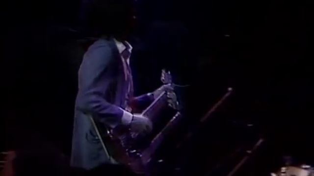 Jimmy Page Solo - Stairway To Heaven (ARMS Concert 1983) смотреть онлайн