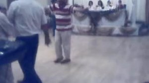 АСЛАН ОСМАНОВ ТАНЦУЕТ ЛЕЗГИНКУ ОТЕЦ АЛИ ОСМАНОВА 2018 ЛЕЗГИНКА ДАМБУР