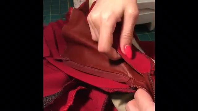 Мастер-класс ✂️ШЬЁМ ГУЛЬФИК И КОЖАНЫЕ БРЮКИ- дизайнер Евгения Андриевская
