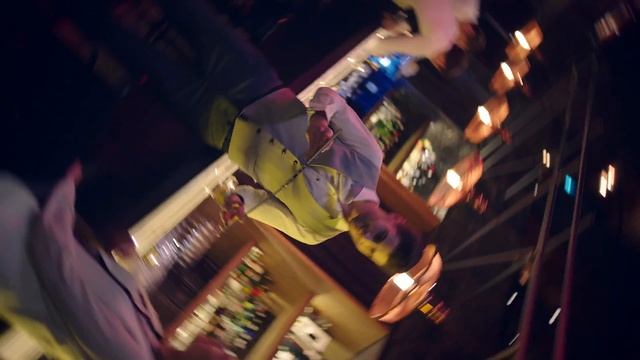 ASUS ZenBook Flip Scenario Video 60sec смотреть онлайн