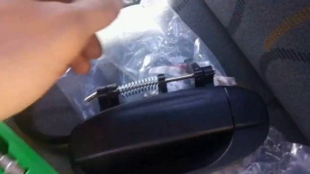 Замена наружней задней ручки двери Шевролет Авео Т200 смотреть онлайн