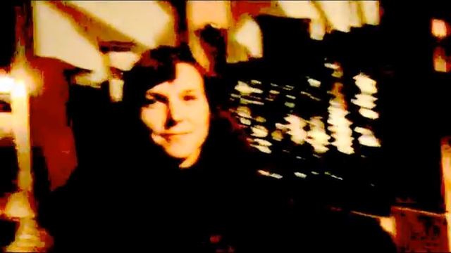 Praga # УЛИЦА 60см. Прага самая узкая улица в мире !!! СО СВЕТОФОРОМ !!! смотреть онлайн