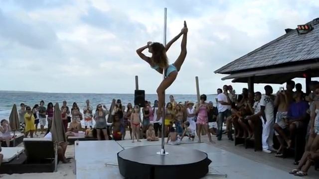 Конкурс танцев на шесте ТАНЦЫ НА ПИЛОНЕ Лучший танец Pole Dance Show (1).mp4