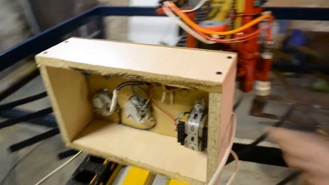 Система контроля высоты факела плазменной горелки ТНС смотреть онлайн