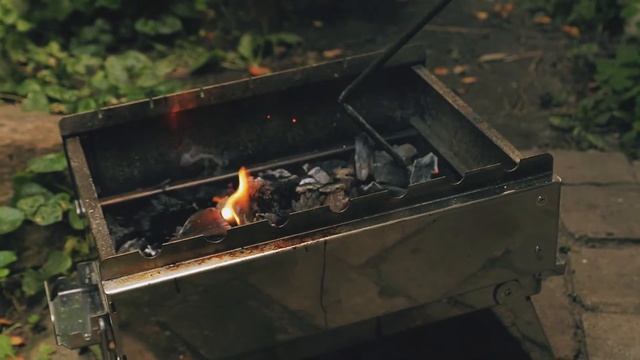 Дорадо запеченная на мангале под крышкой
