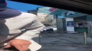 В Дагестане сняли на видео торговца от Бога - продаст духи кому угодно.