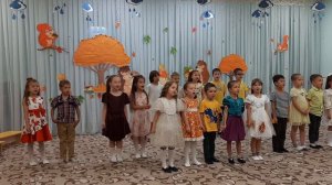 Песня "Осень в танце закружится"