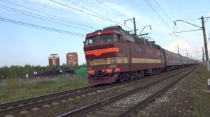 Электровоз ЧС4т-430 с пассажирским поездом следует по станции Нижний Новгород Сортировочный