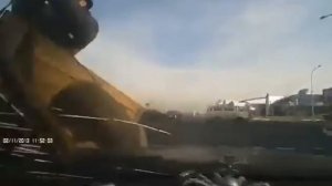 ДТП,  жесть. Лошадь с повозкой врезалась в иномарку