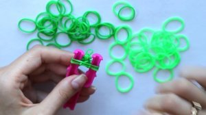 Браслет Рыбий хвост наизнанку на рогатке из резинок Rainbow Loom