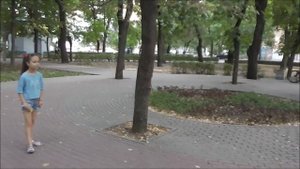 Игры на улице. bola loca. Поймай мячик.