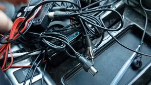 Phantom автомобильная ТВ/радио антенна с усилителем DVB-005