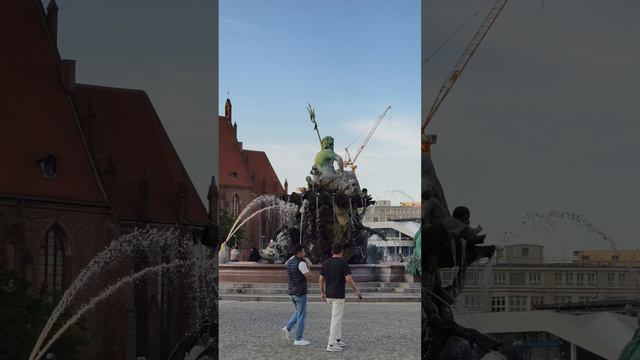 Neptunbrunnen #sightseeing #berlin #walk #spaß #atmosphere #sommer #2024 #alexanderplatz #fontane