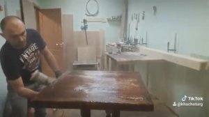 Покраска состаренной столешницы