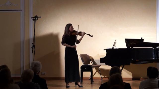 Н.Паганини - Каприс №11 (П.Новикова) смотреть онлайн