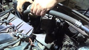 СНЯТИЕ ГЕНЕРАТОРА Renault Scenic RX4
