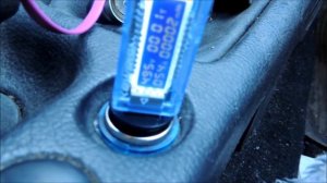 Зарядное устройство для телефона в автомобиль из Китая.