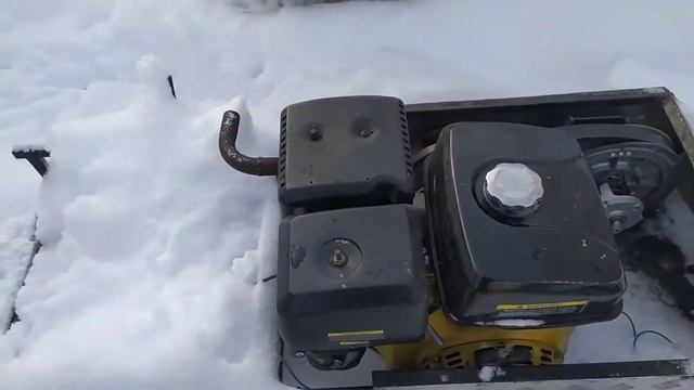 мотобуксировщик замёрз