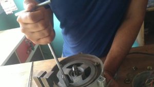 how to open clutch motor