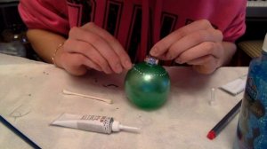 РИСУЕМ СНЕЖИНКУ НА ЕЛОЧНОЙ ИГРУШКЕ! / PAINTING A SNOWFLAKE ON A BALL