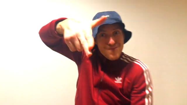 Уникальное брейк-данс интервью от стратегически мыслящего брейкера. смотреть онлайн