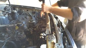 Toyota Hilux Surf. Вскрываем двигатель 3Y-E
