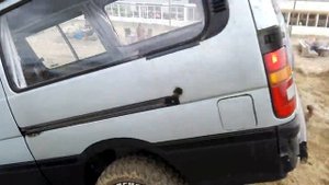 Toyota Hiace Hi-ace 4x4 beach hill
