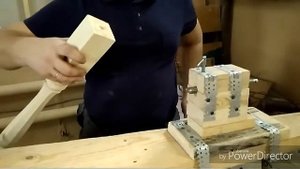 Максим Старовойтов. Шлифование балясин из Леруа Мерлен.