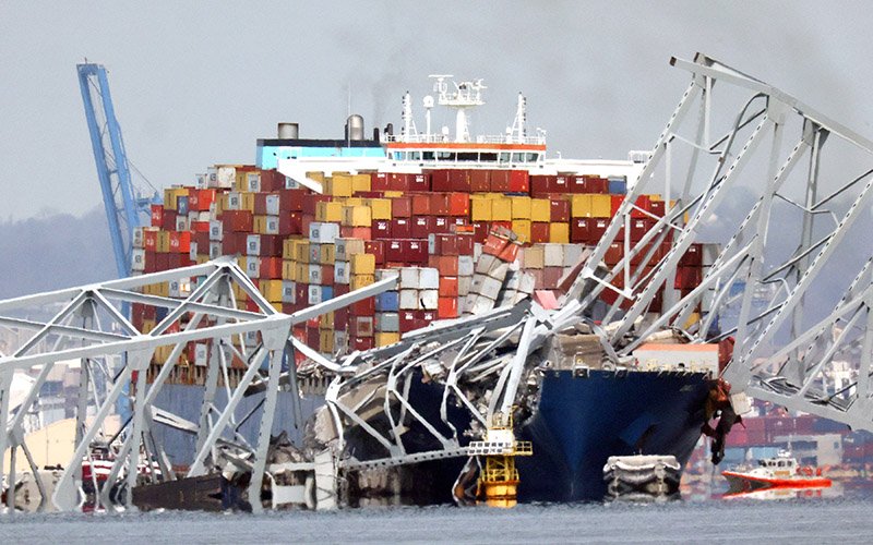 Шестеро числятся пропавшими без вести после обрушения моста в Балтиморе / События на ТВЦ