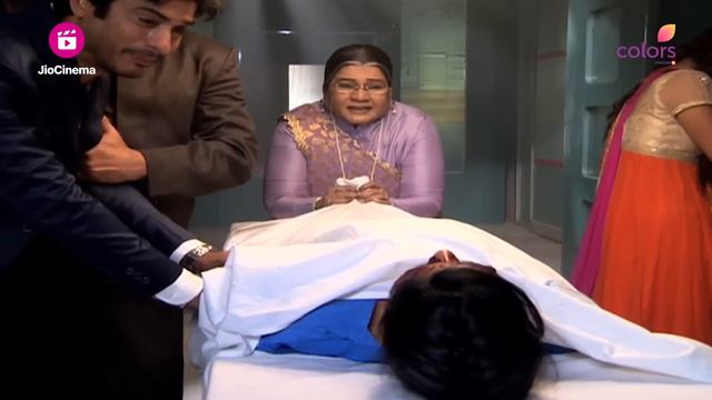 Ichha है Heart Donor | Uttaran | उतरन | Highlight | Ep. 1106 смотреть онлайн