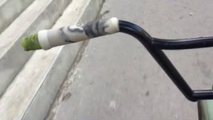 уехал кататься на бмх в другой город