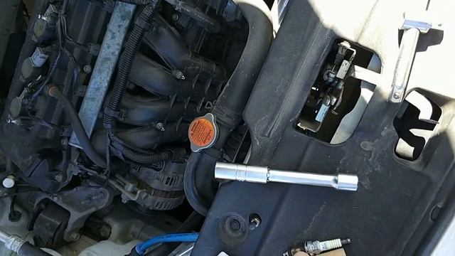 замена свечей зажигания Mitsubishi ASX смотреть онлайн