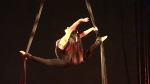 Сабрина Шатирова, "Флёр"(гимнастка на полотна)