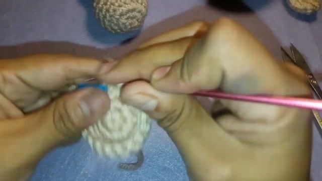 Osita amigurumi con vestido a crochet