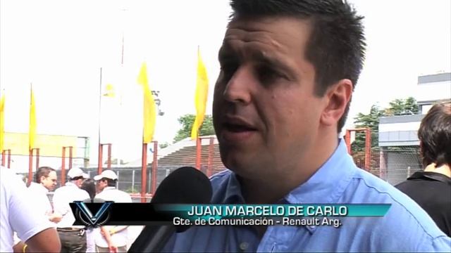 Presentación del Renault Megane III R.S. - Juan Marcelo De Carlo - VisionMotor смотреть онлайн