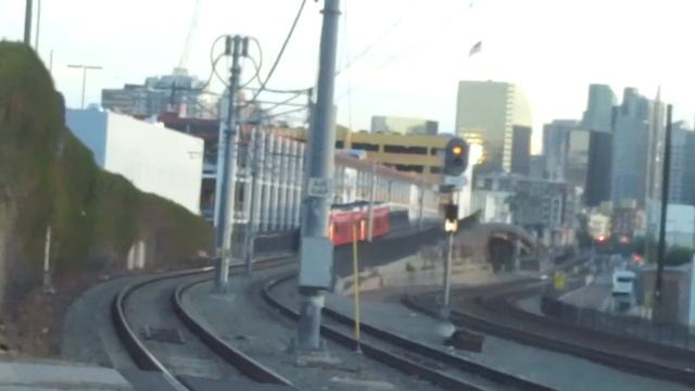 San Diego MTS - Siemens S70 #4042 Arriving into Middletown смотреть онлайн