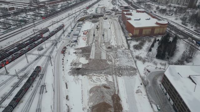 Подготовка к монтажу моста ВСМ в Алабушево и работы у депо Крюково для МЦД 3. 23.01.2023 смотреть онлайн