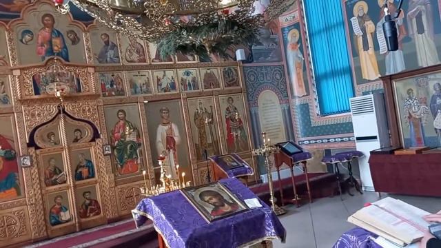 Великопостная Литургия Преждеосвященных Даров (фрагменты). Покровский приход, 9.03.22. смотреть онлайн