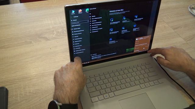 Microsoft Surface Book 3, 15 cali laptop 2 w 1. смотреть онлайн
