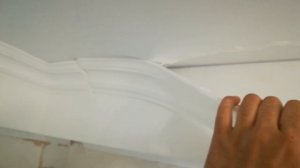 Как нельзя клеить галтели ( потолочный плинтус )