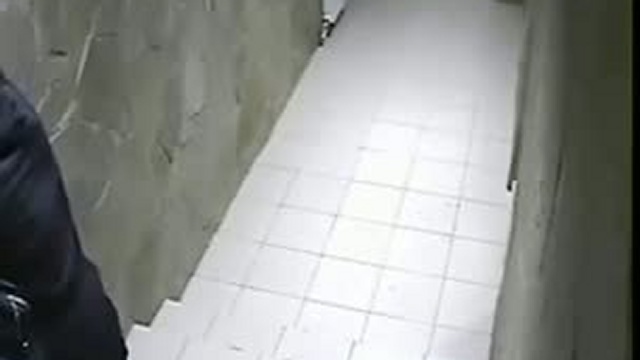 Наркоман в магазине / www.kengarags.ru смотреть онлайн