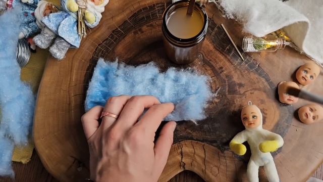 Ватная игрушка за вечер: каркас, одежда, причёска