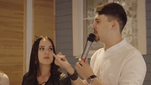 Ведущий Андрей Непрокин