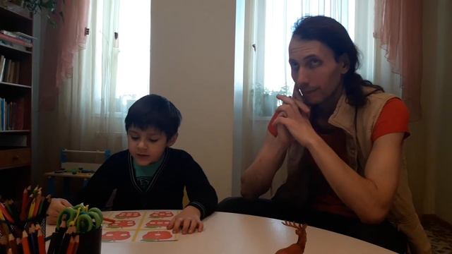 Фрагмент занятия по математике в центре Sun Rise Moldova смотреть онлайн