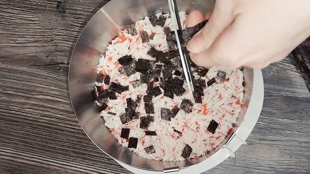 ТОП! Самый ПОПУЛЯРНЫЙ рецепт! Ленивые СУШИ или суши торт или суши салат. Как приготовить!