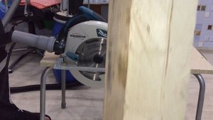 Makita 5008MG , пылеотвод с системой "Циклон"