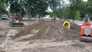 работа катком с сложным рельефом, геопластика
