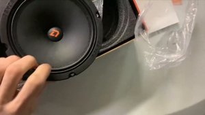 Замена штатных динамиков в Renault Megane 3 на DL Audio RAVEN 165